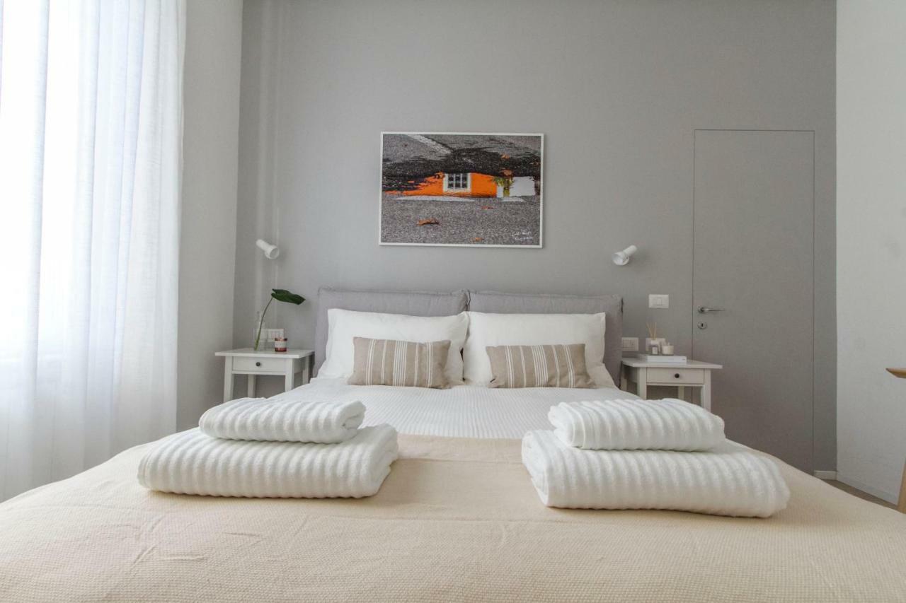 Luxury And Spacious Apartment Milan Exterior photo