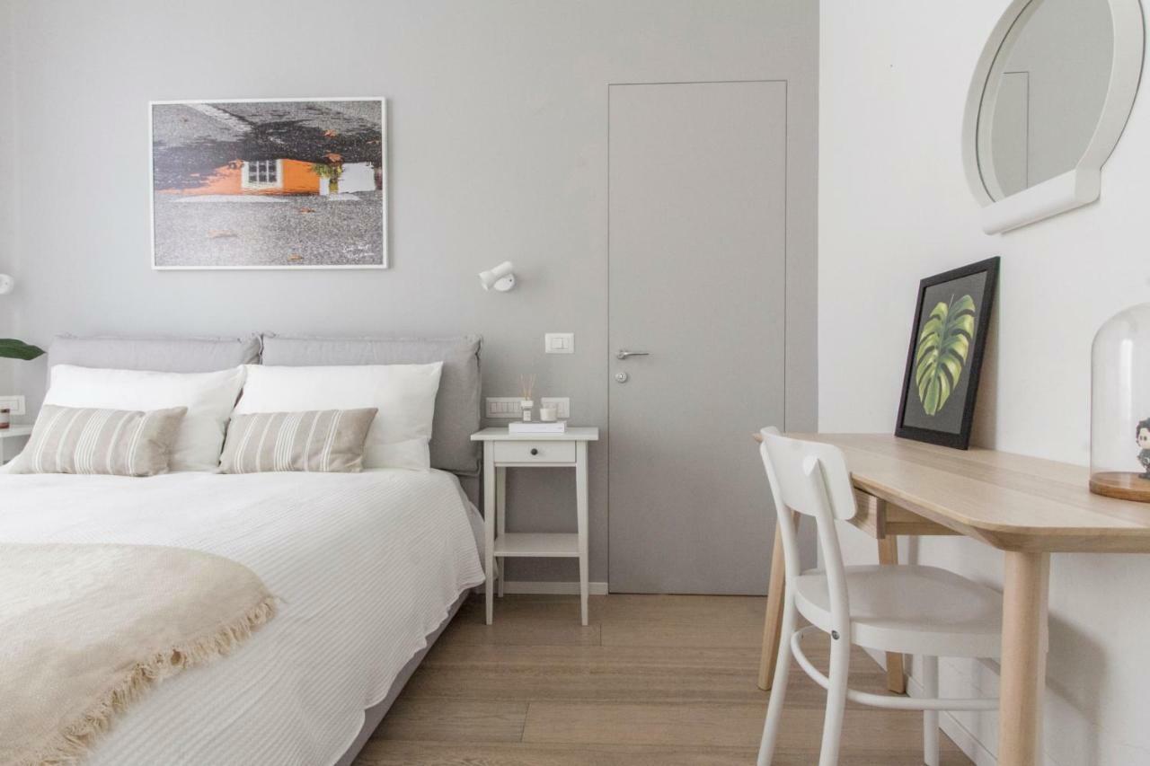Luxury And Spacious Apartment Milan Exterior photo