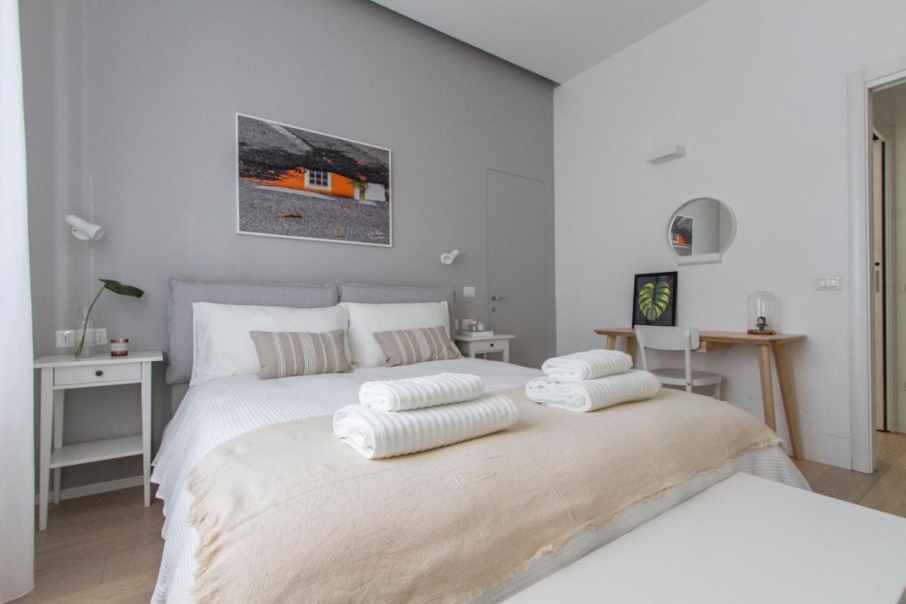 Luxury And Spacious Apartment Milan Exterior photo